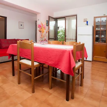 Apartment Regina Rovinj Exterior foto